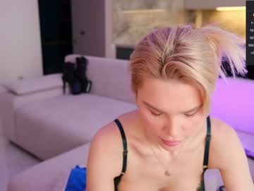 webcam girl love_you_to123 live cam image #8384554