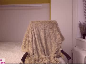webcam girl lorienn live cam image #1860239