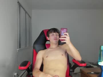 webcam man kroddy1985 live cam image #9813863