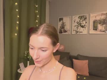 webcam couple christine_bae live cam image #8529855