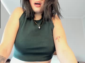 webcam girl yourfreakygirl live cam image #2089465