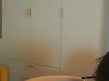 webcam girl seulbi live cam image #12105211