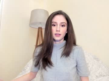 webcam girl snowww_white live cam image #4879451