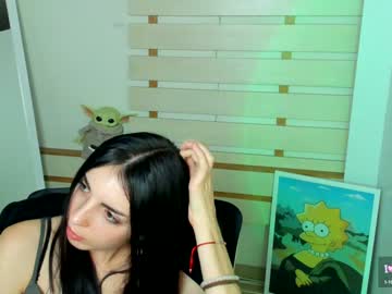 webcam girl emilie_shy live cam image #10298979