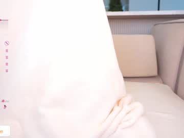 webcam girl my_eyes_higher live cam image #12745189