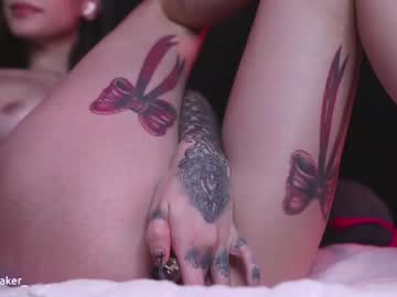 webcam girl gia_baker live cam image #455001