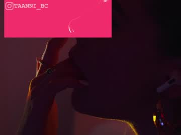 webcam girl taanni_bc live cam image #7475901