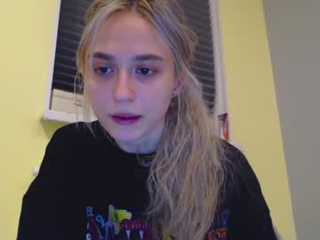 webcam girl holymollylight live cam image #224586
