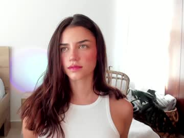 webcam girl grettabenett_ live cam image #10671241