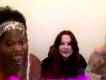 webcam girl chloelunna live cam image #121118