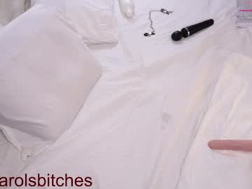 webcam girl carolynmorenoo live cam image #11942418