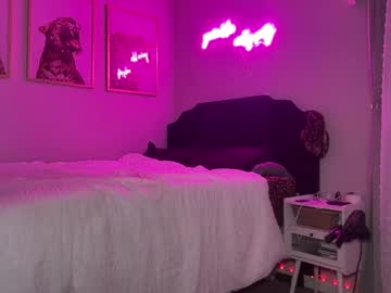 webcam girl brielledaviss live cam image #12569668
