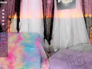 webcam girl little_effy18 live cam image #4043334