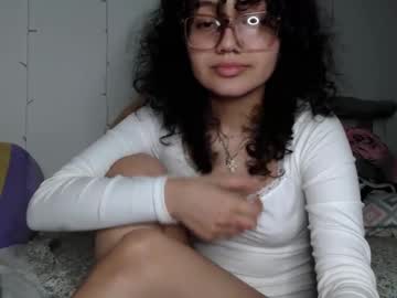 webcam girl miaxrain live cam image #11881962