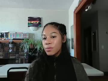 webcam girl goddesstinaruiz live cam image #9711075