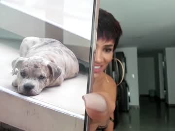 webcam tranny sweetlaurasaenz live cam image #5359165