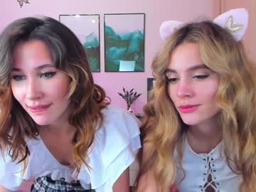 webcam girl aria_muv live cam image #3706241