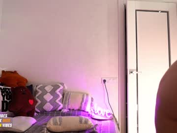 webcam girl sweety_rinushka_ live cam image #7660019