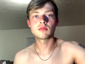 webcam man mrcoolguy68 live cam image #2456327