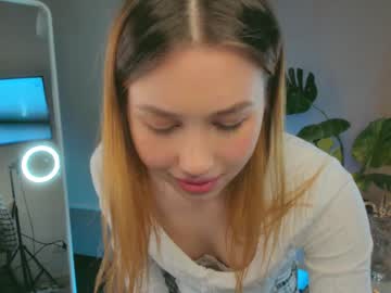 webcam girl yohji_yamamotoo live cam image #4461465