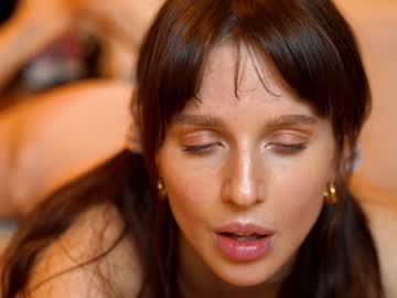 webcam girl ellaa91 live cam image #1588734