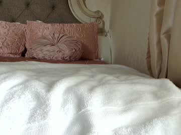 webcam girl littlegreekflower live cam image #10564250