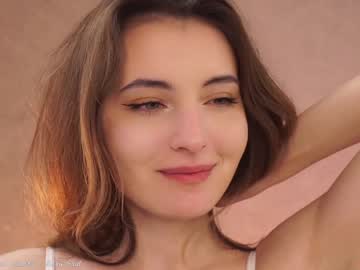webcam girl mariabecky live cam image #6379875