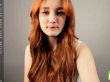 webcam girl margarethowell live cam image #12530733
