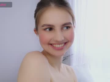 webcam girl fluffy_angel live cam image #9353333