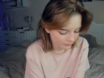 webcam girl cute_caprice live cam image #10106292