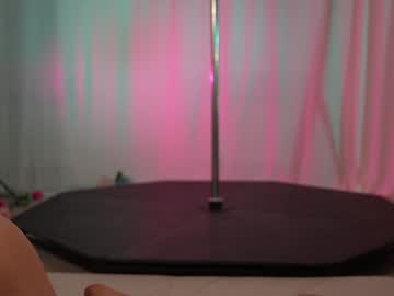 webcam girl kittycaitlin live cam image #10474361