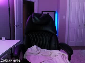 webcam girl oliviaowens live cam image #5506338