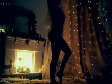 webcam girl artmosphera live cam image #4562546