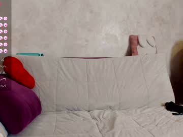 webcam girl sweetteets24 live cam image #12288374