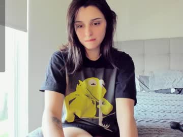 webcam girl yourfreakygirl live cam image #10340790