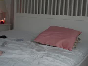 webcam girl sweetgirlandbigcock live cam image #7738107
