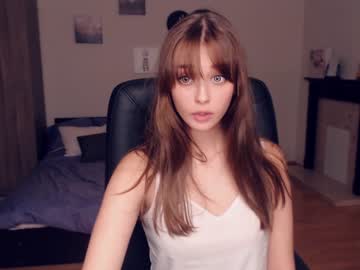 webcam girl lia_richi live cam image #576267