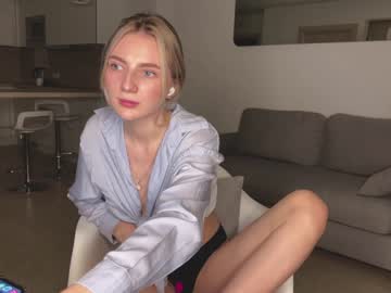 webcam girl love_machine_ live cam image #3954185