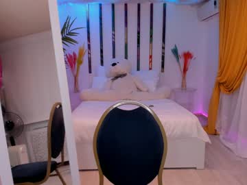 webcam couple kira_vong live cam image #373015