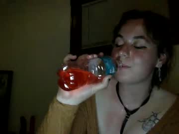 webcam girl kissingrivers live cam image #9508204