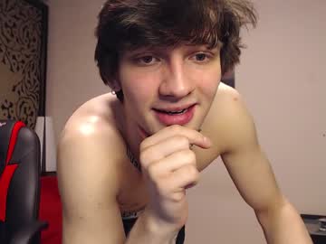 webcam man teddy_mode live cam image #2786521