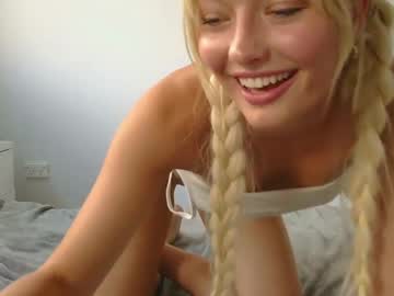 webcam girl gisellestreams live cam image #11539801