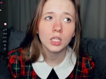 webcam girl kati_more live cam image #8096990