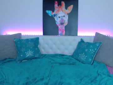 webcam girl holihurricane live cam image #1240979