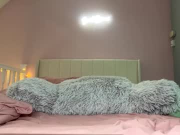 webcam girl itsmelolax live cam image #11917735