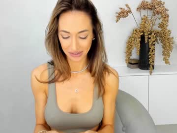 webcam girl finestchantilly live cam image #5254708