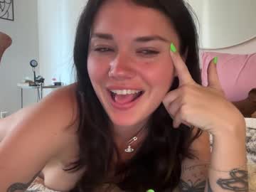 webcam girl queencassidyy live cam image #12887388