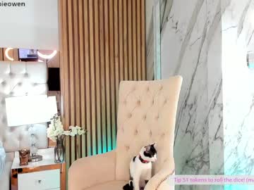 webcam girl abie_owen live cam image #1504470