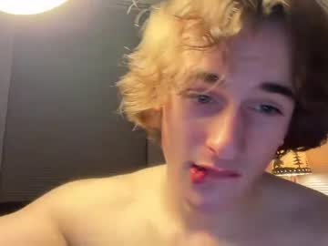webcam man akwild1 live cam image #8373873