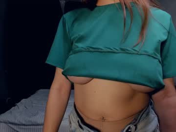 webcam girl helen_enjoys live cam image #7524148